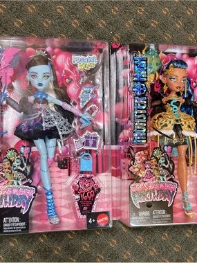 Monster High Doll Packaging